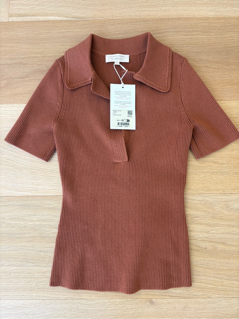 Sezane Rust Ribbed V-Neck Short Sleeve Sweater